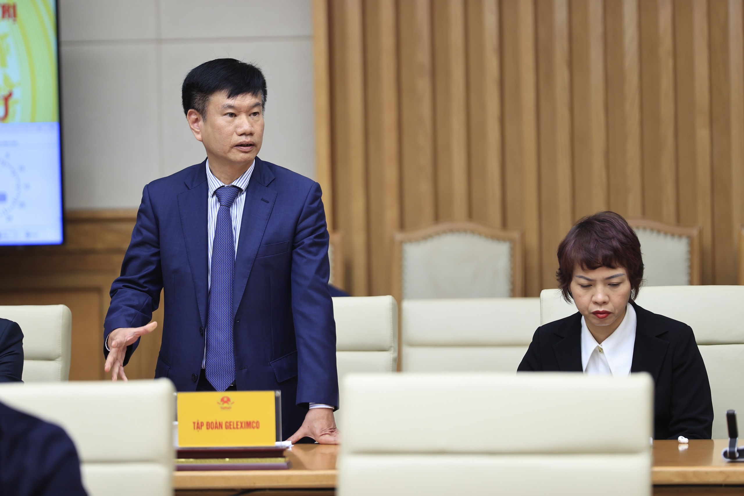 Nỗ lực thúc đẩy thể chế thông thoáng để phát triển mạnh mẽ kinh tế tư nhân